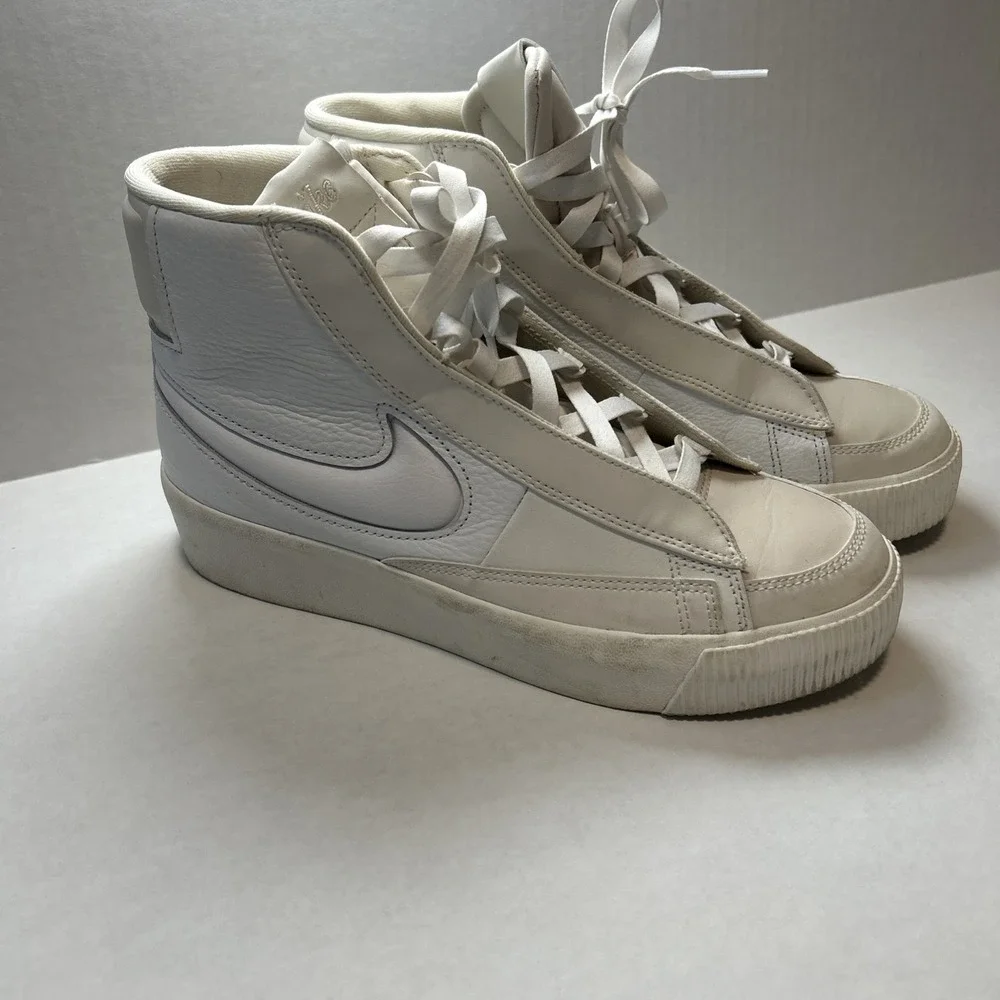 Nike Women 8.5 Blazer Victory Mid Sneaker White Cream 3078‎